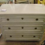 357 2311 CHEST OF DRAWERS